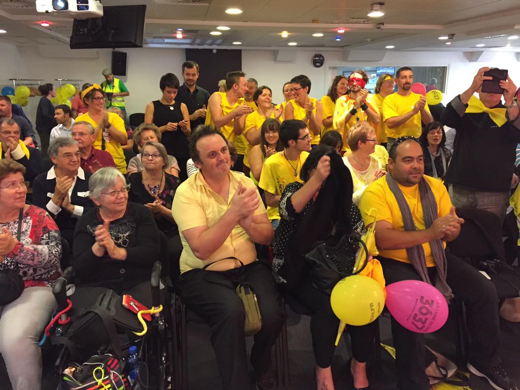 Telethon_ForceT's tweet photo. Belle mobilisation à Nantes pour le lancement #TELETHON2015 http://t.co/6Tzf3Ql64Z