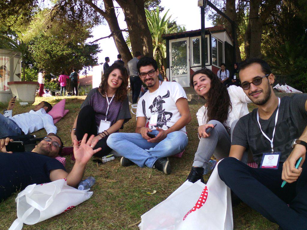 Pause déjeuner hayla m3@ lhbab @ninoress <a href="/nahla_maache/">Nahla M</a> <a href="/YasmineZenasni/">Yas Zen</a> <a href="/Zhamouli/">Zaki Hamouli</a> <a href="/aminebaloo/">⛏️aminebaloo⛏️</a>