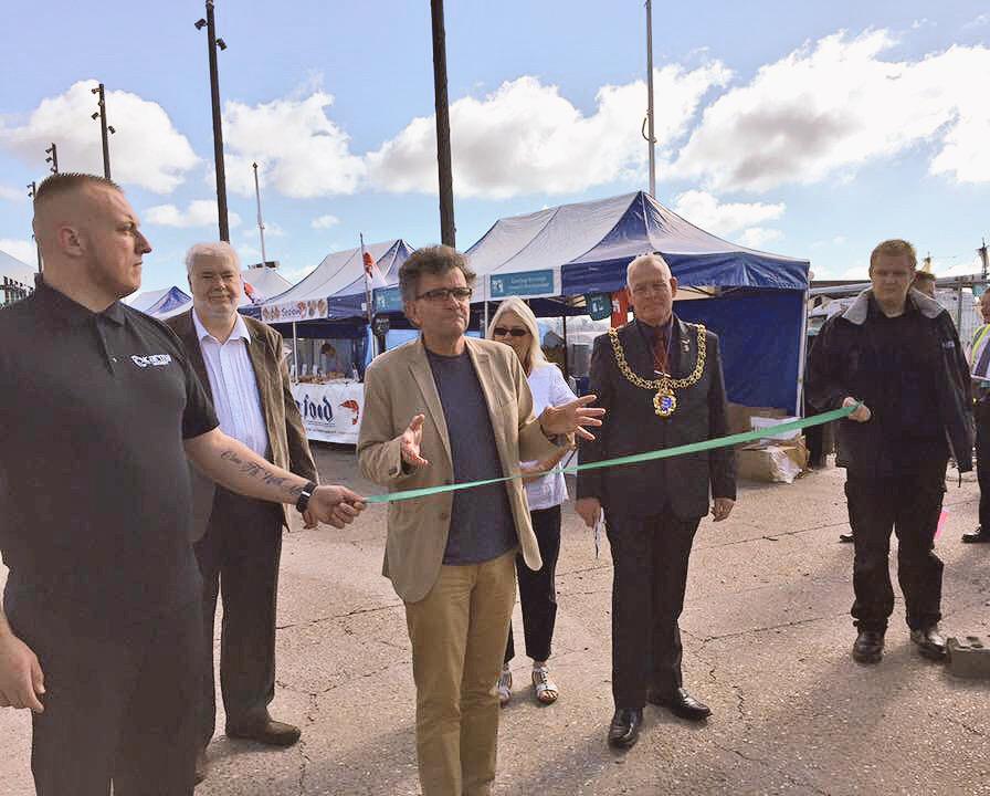 HastingsRyeLab's tweet photo. @PeterChowney with @cllrdowling @judyarogers opening #Hastings Seafood &amp; Wine Fest. Thx to @DawnPoole_ for the pic! http://t.co/epqSv22nvE