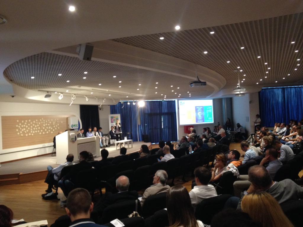 BCC_young's tweet photo. Essere Giovani Soci ... #quintoforumgs #BCCyoung @BCC_young @BCC_Carugate @GiovaniSociBcc http://t.co/brQOJlLWRR