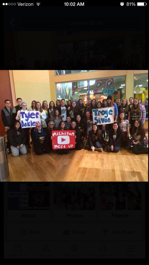 fancyplugoakley's tweet photo. I miss this! #michiganmeetup @tyleroakley @troyesivan http://t.co/5Ze8z3HjkW