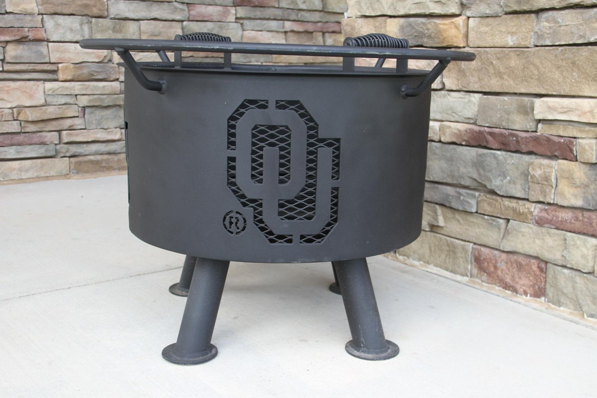 OU_Gameday's tweet photo. Want this grill!?

Make sure you head over to Fan Fest to enter!! http://t.co/rpKYTeeY8L