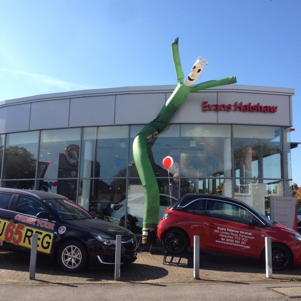 JadelynS's tweet image. Wacky waving inflatable arm flailing tube man!