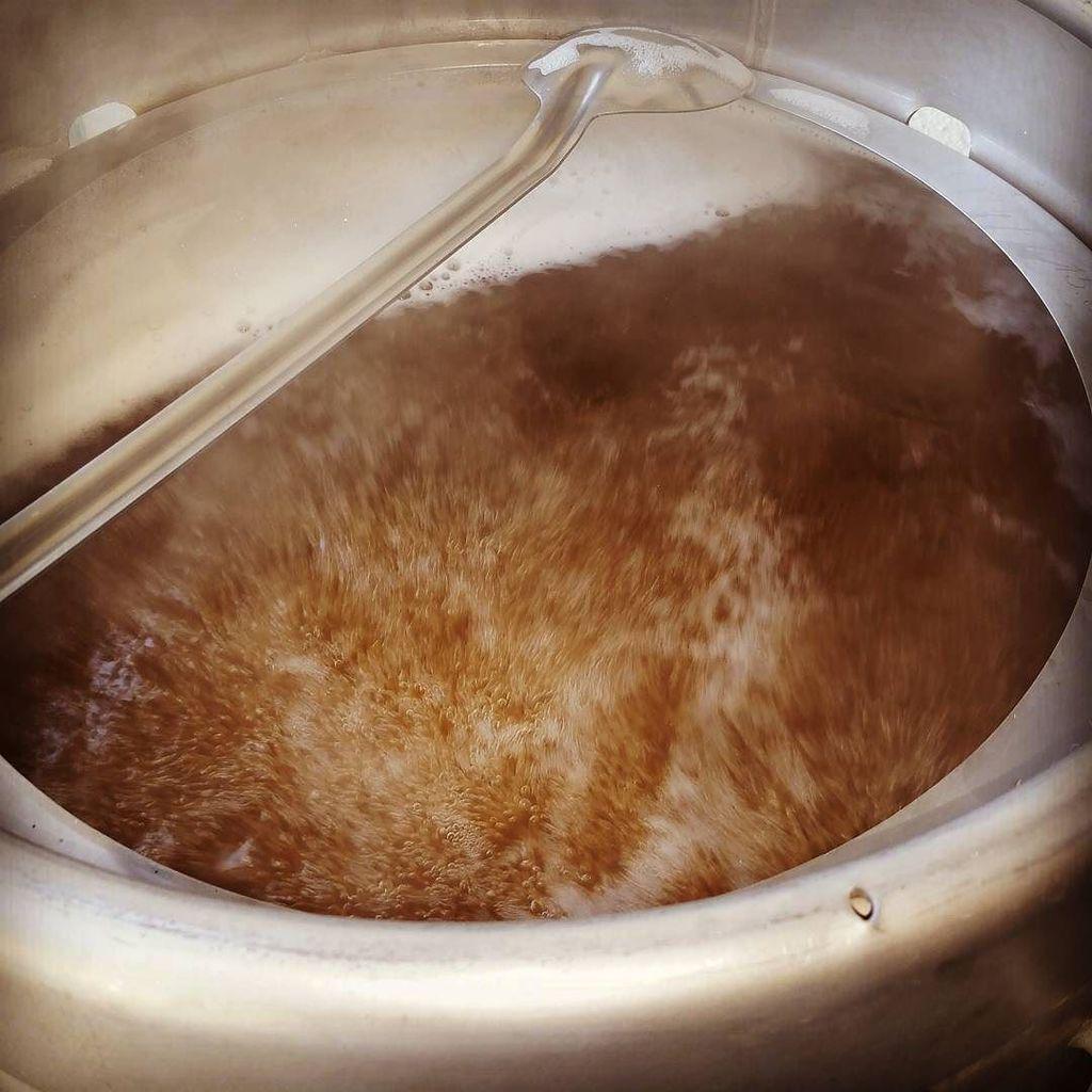 frybrews's tweet photo. Boil Time #frybrews #frybrewsatx #homebrew #craftbeeratx #craftbeer #atxbrews #atx #beer #… http://t.co/p8uwyIQOCk http://t.co/ywfff2m6sL