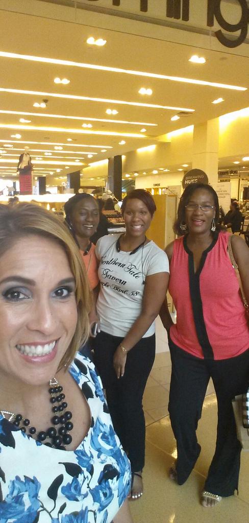 ybruzual's tweet image. More @MyNews13 viewers at @Bloomingdales oh what fun I had learning from 14 beauty experts! @MilleniaTweets