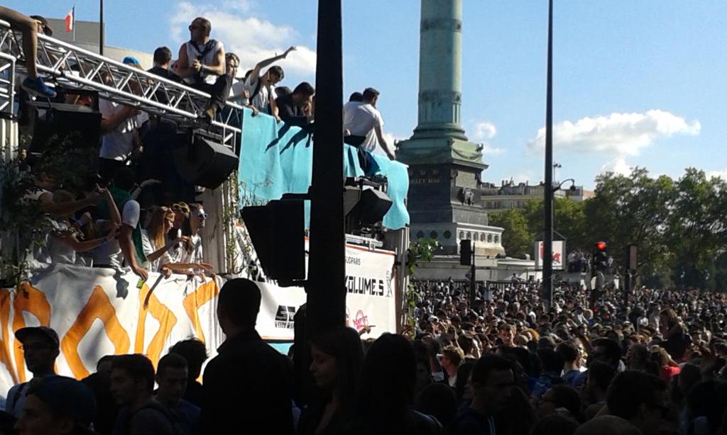 Techno parade à Paris