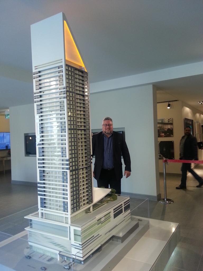Tasha_FDS's tweet photo. What an amazing looking building!!   Changing the Winnipeg Skyline the Fortress way! @SkyCity WPG @FDSBroker @FDSPrez http://t.co/Q0xm8yTQQ5