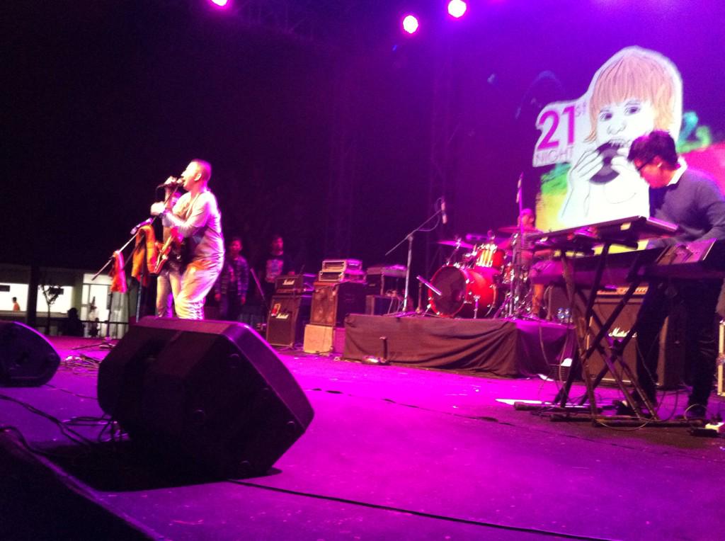 #21firstnight is on stage, ayolah