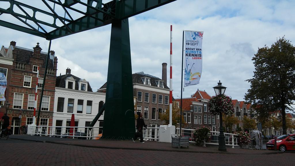 JdLconnects's tweet photo. Nog een paar uurtjes en dan is het zover! #nvdkkleiden #Goeiemie http://t.co/vT2veUMAvW