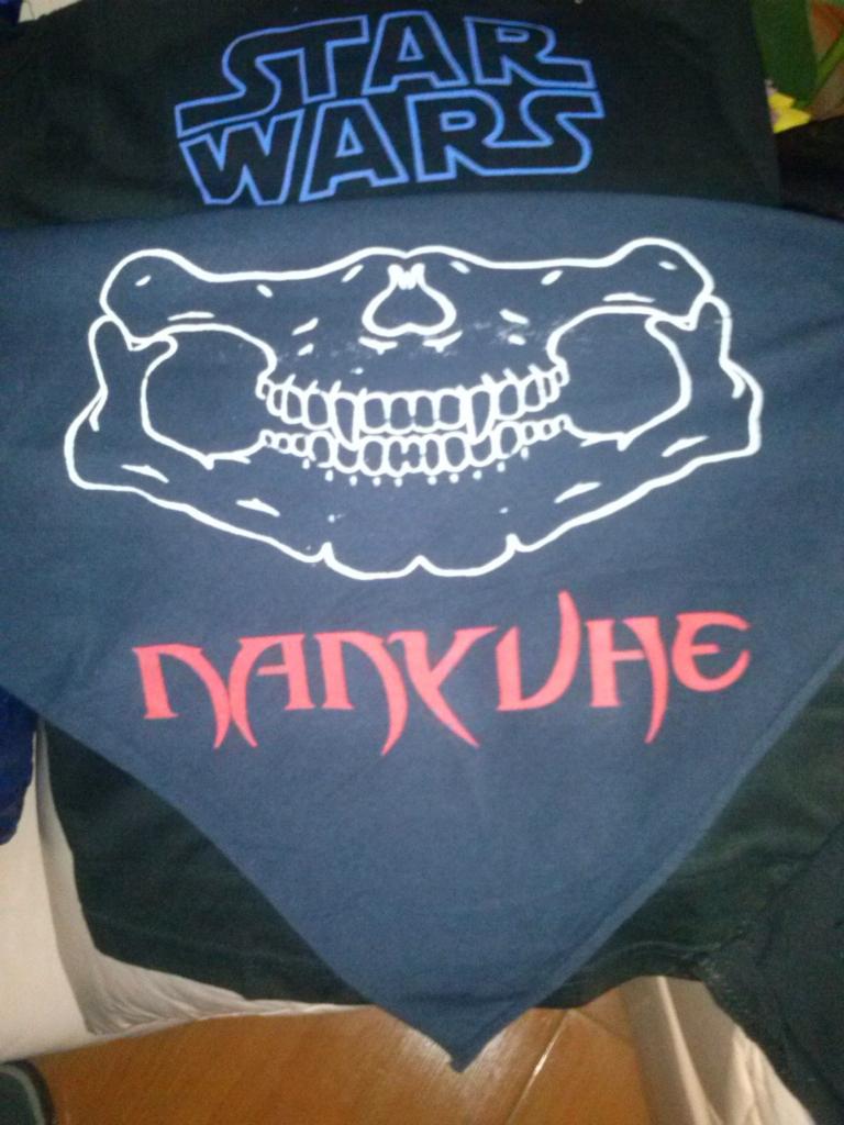 TenedorDisenos's tweet photo. #rocknacional #Venezuela #estampado #serigrafía http://t.co/I7VXHj12Uo