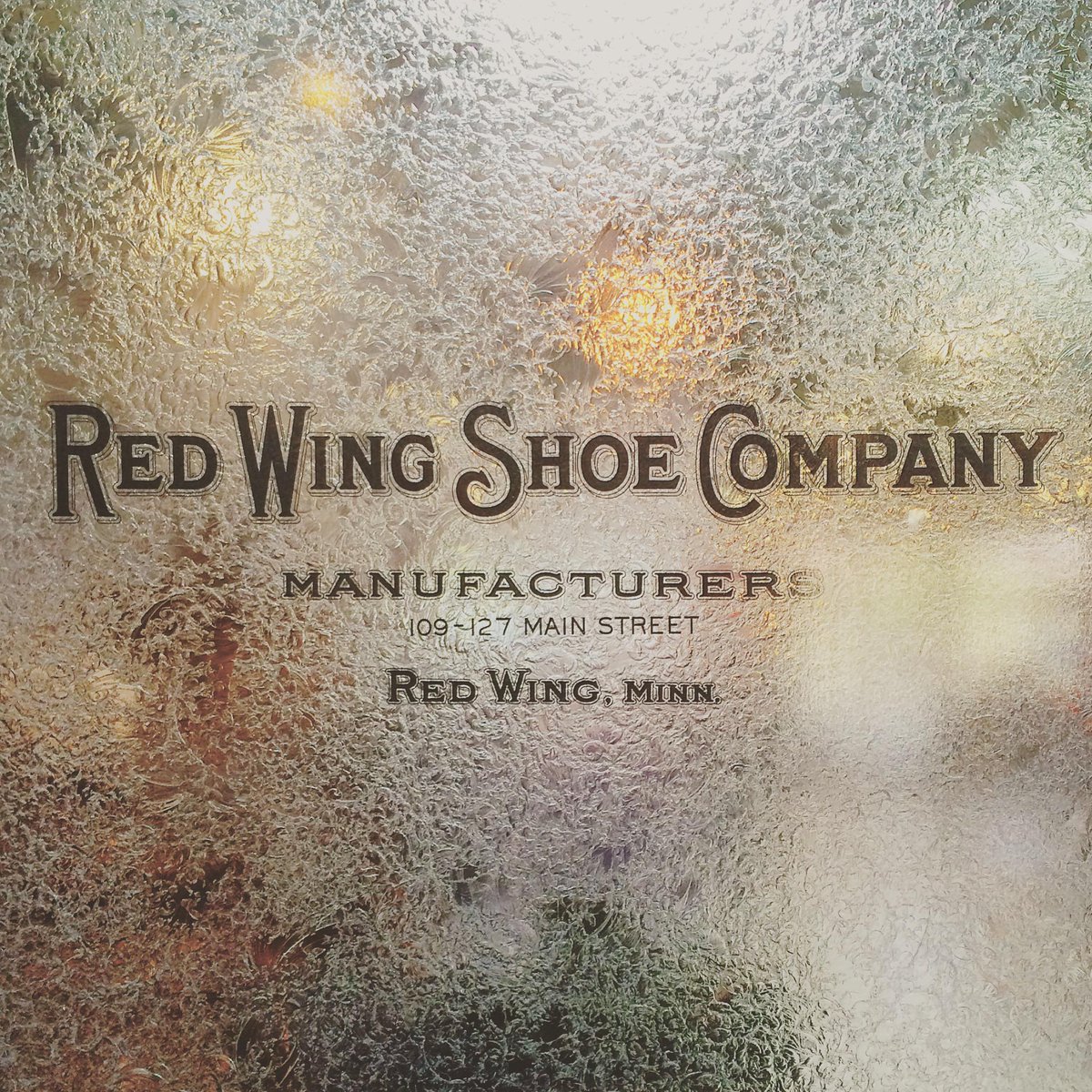 RedWingShoes's tweet photo. Visit us at your local Red Wing Shoe store and we'll help you find the perfect fit for your feet and your jobsite. http://t.co/a0Vxgc8Emp