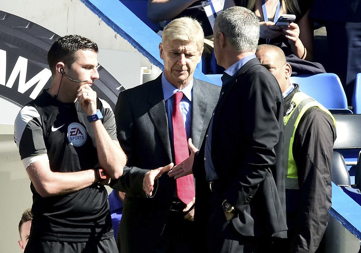 tipsbladet's tweet photo. Wenger: Diego Costa burde få to røde kort http://t.co/dvu6tjbNLt http://t.co/rCGkJNLBpe