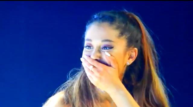 "OMG! I love that sign.." - Ariana