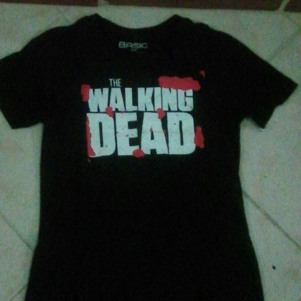 TenedorDisenos's tweet photo. #estampado. #serietv #serigrafía #Venezuela #muestra #trabajos http://t.co/Be2pDIZyB9
