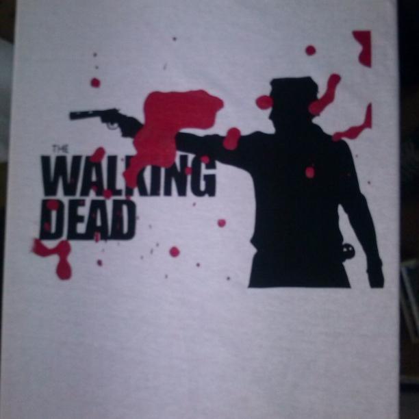 TenedorDisenos's tweet photo. #estampado. #serietv #serigrafía #Venezuela #muestra #trabajos http://t.co/Be2pDIZyB9