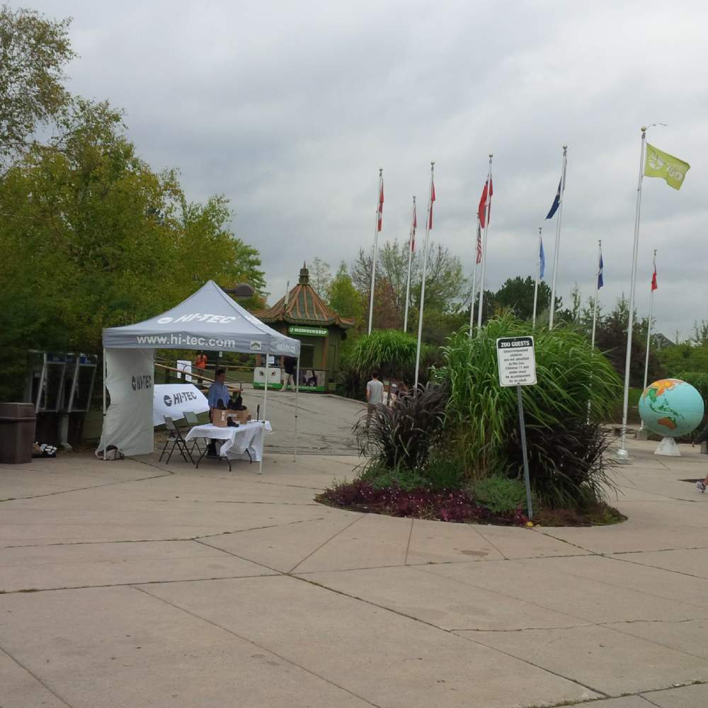 HiTecCanada's tweet photo. We are @TheTorontoZoo for #trekkingforrhinos! http://t.co/wcsNi5tKiX