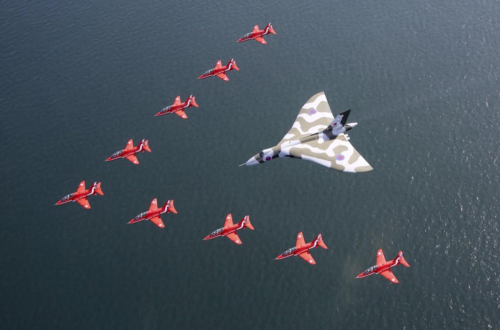 Goodbye to an #aviation icon. Pic of #Vulcan @XH558 from the jet of @RAFRed10 by Cpl Steve Buckley #southportairshow