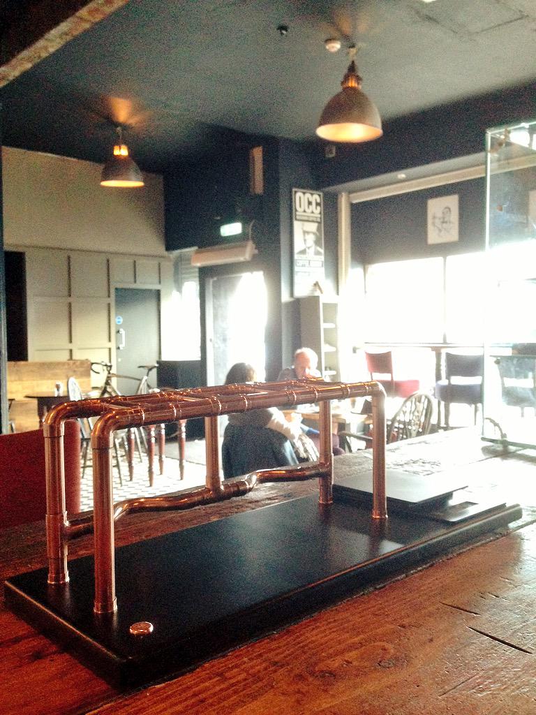 WilliamWares's tweet photo. New brew bar and base with set in scales at the amazing @holmesidecoffee #brewbar #coffee #hario #copper http://t.co/8Tz7iNQZ2C