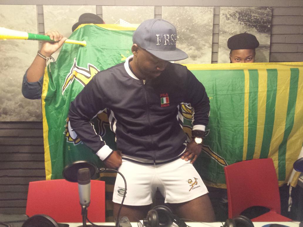 One_Mo_Time's tweet photo. Go #Bokke!!! the @One_Mo_Time  show loves you and we're behind you 💯#RWC2015 #GameOn cc @_LuckyRadio http://t.co/x4sFaP3CIE