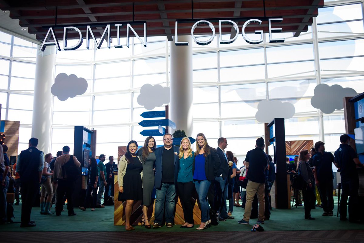 BellaLuP's tweet photo. Uploading final sets! Special thanks to this #DREAMTEAM for having me again! #awesomeadmins http://t.co/T5BNKOAady http://t.co/9ow31LGhBy