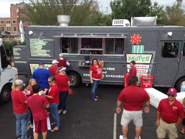 mutts_hot_dogs's tweet photo. OU Fan Fest now.  Grab a MUTTS or a bite from other great trucks. @ChickNWangs @MOBGrill @BigOsBBQOKC @OU_Athletics http://t.co/nPdIPvIAM1