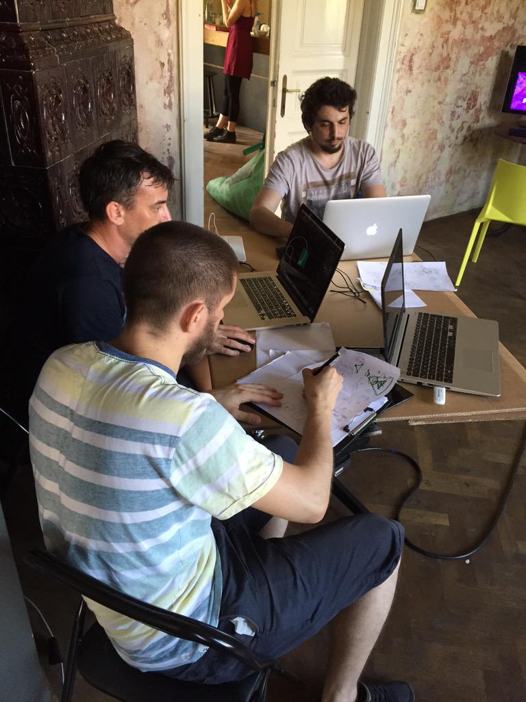AMazeFest's tweet photo. Game Jam is still on ~ 5 teams ~ the wining team gets a trip to A MAZE. / Berlin 2016. #Clujotronic #AMaze2015 http://t.co/0O3Hf1Ql8F