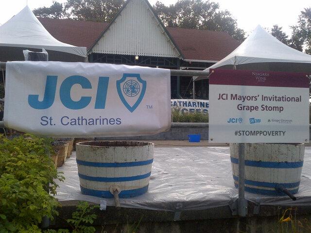 BrianCeschin's tweet photo. @JCIStCatharines @JCICanada  @StompPoverty the scene is set for Mayors Invitational Grape Stomp! http://t.co/MkKo00In8m