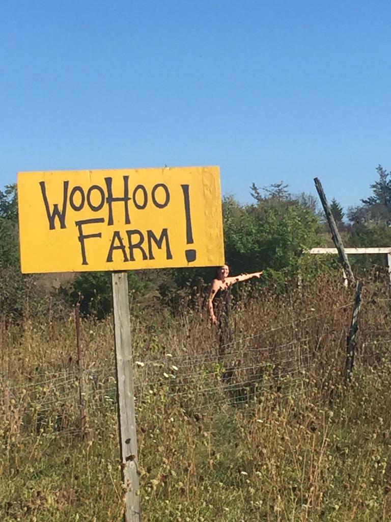 Reposadist's tweet photo. cooked up some delicious free range bbq last night that we picked up from the nice family @WooHooFarm in @PECounty 🍴 http://t.co/jFqRLw0Bmc
