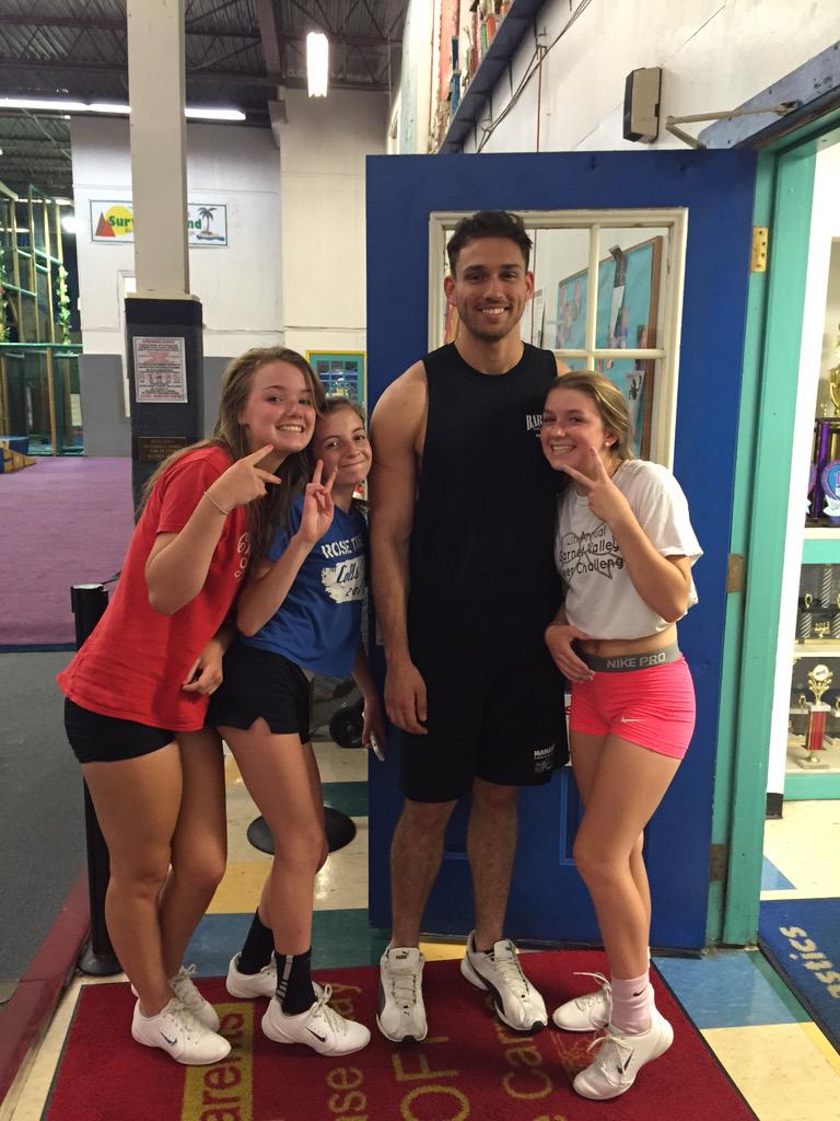 leann_carroll's tweet photo. #bringbackanthony your dumb and your gonna stay dumb you don't need to school 😭😢❤️ http://t.co/rW4vFukpFN