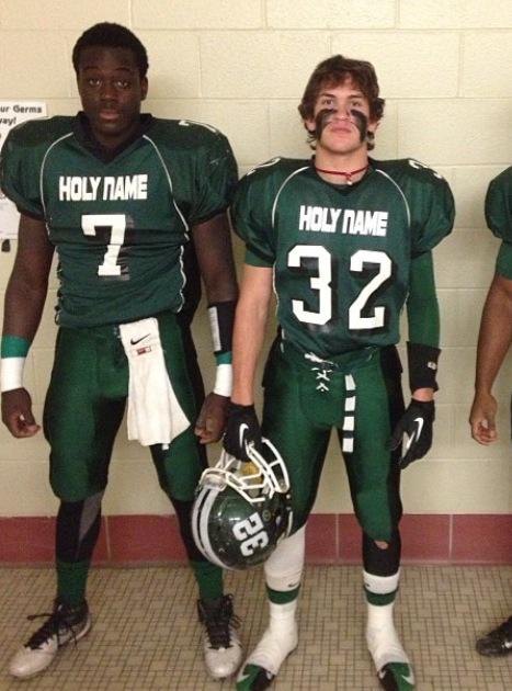 cassell_dean's tweet photo. Happy birthday bro, keep grinding, bright future,Love you homie. #6interceptions #23touchdowns @__laparis http://t.co/am7YZZCJif