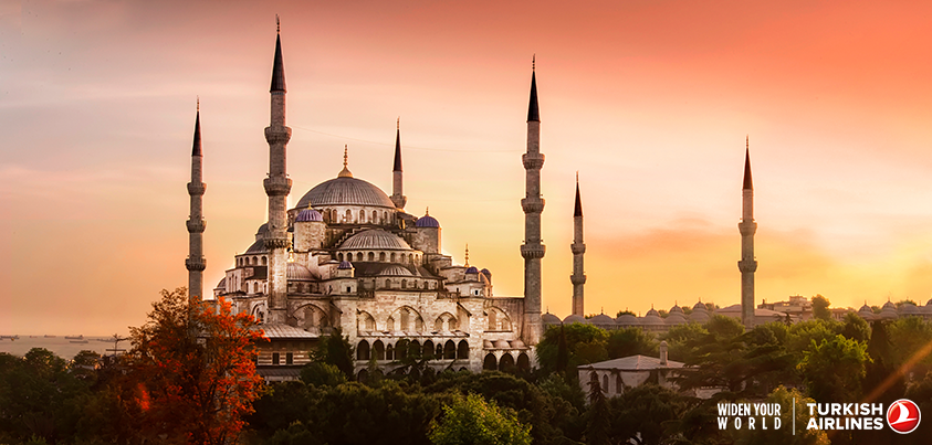 TurkishAirlines's tweet photo. The perfect end to a perfect day in Istanbul. http://t.co/5D5soR1oDb
