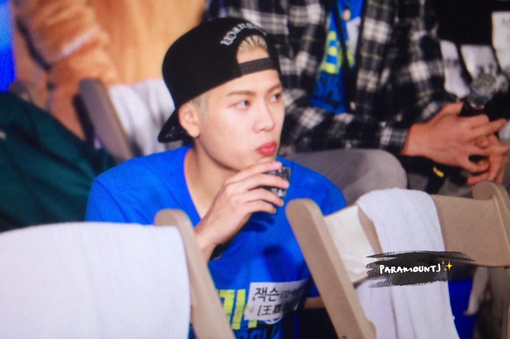 paramountj_0328's tweet photo. 0919 #Jackson #잭슨 ❤️❤️❤️❤️ http://t.co/5ChtViVWE4