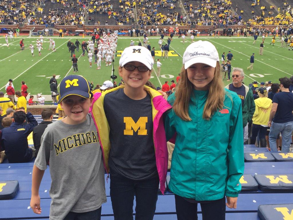 harryakemp's tweet photo. Kemp kids say Go Blue! #GoBlue http://t.co/jac86mysHl