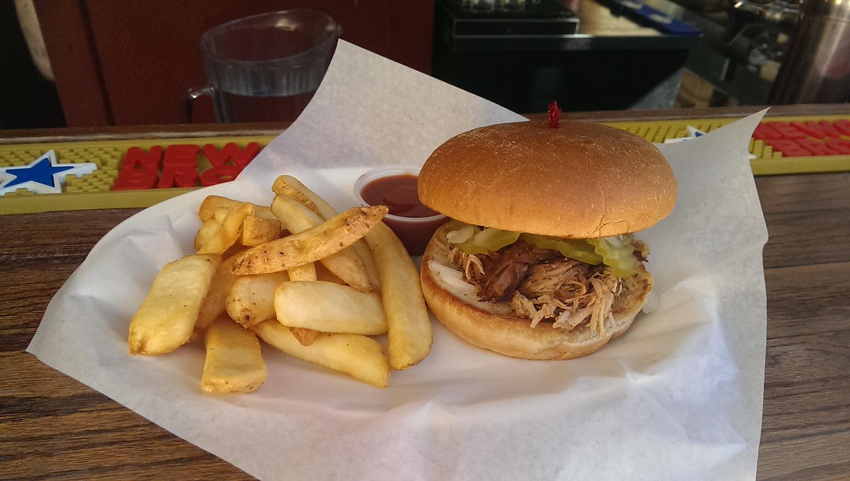 juniors_grill's tweet photo. Our lunch special today (11am- 2pm) is our Pulled Pork Sandwich. Try it with our yummy French fries and a draft beer. http://t.co/JECedPsT43