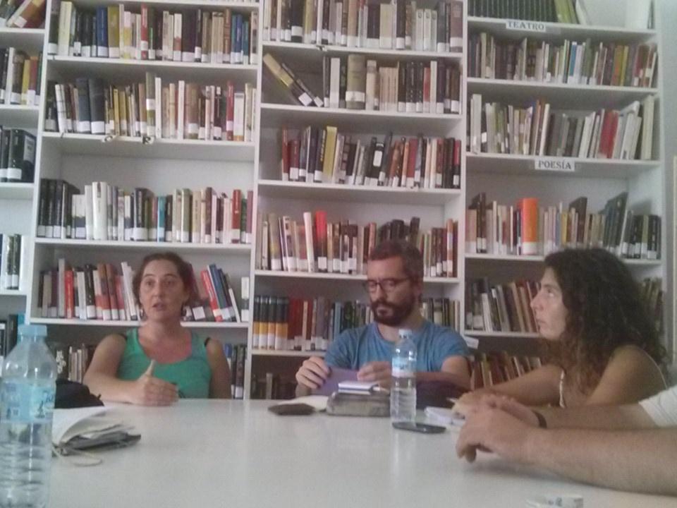 En las jornadas municipalistas de Córdoba, Elena nos habla de #Stopdesahucios como espacio generador de salud.