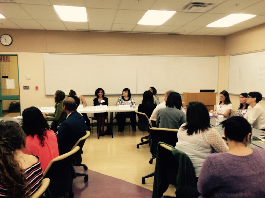 JLVernonPhD's tweet photo. Kicking off workshop on science outreach at #SCOCS2015 w/ great panelists @JeanneGarb @RajMukhop et al. #diverseroom http://t.co/vedfh9E4V1