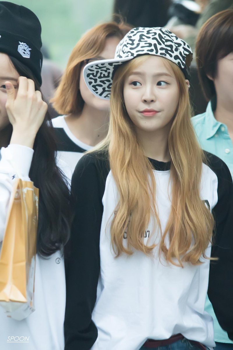 theark_indo's tweet photo. [PICT] 150515 #디아크 #Minju #민주 #전민주@TheArk_official 
(http://t.co/aUpUupaFDP)
(http://t.co/gr2ZMahRBo) 
©PoonCR http://t.co/fSjzcaJi6O