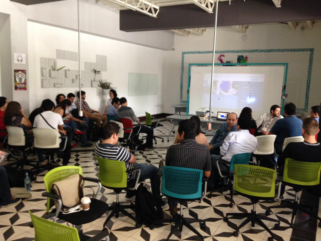 dem3nte's tweet photo. Right about to start Google Developer Summit Guatemala. #GDSGuatemala con @tiratealagua en chamba Coworking http://t.co/dn0gjPz5Yj
