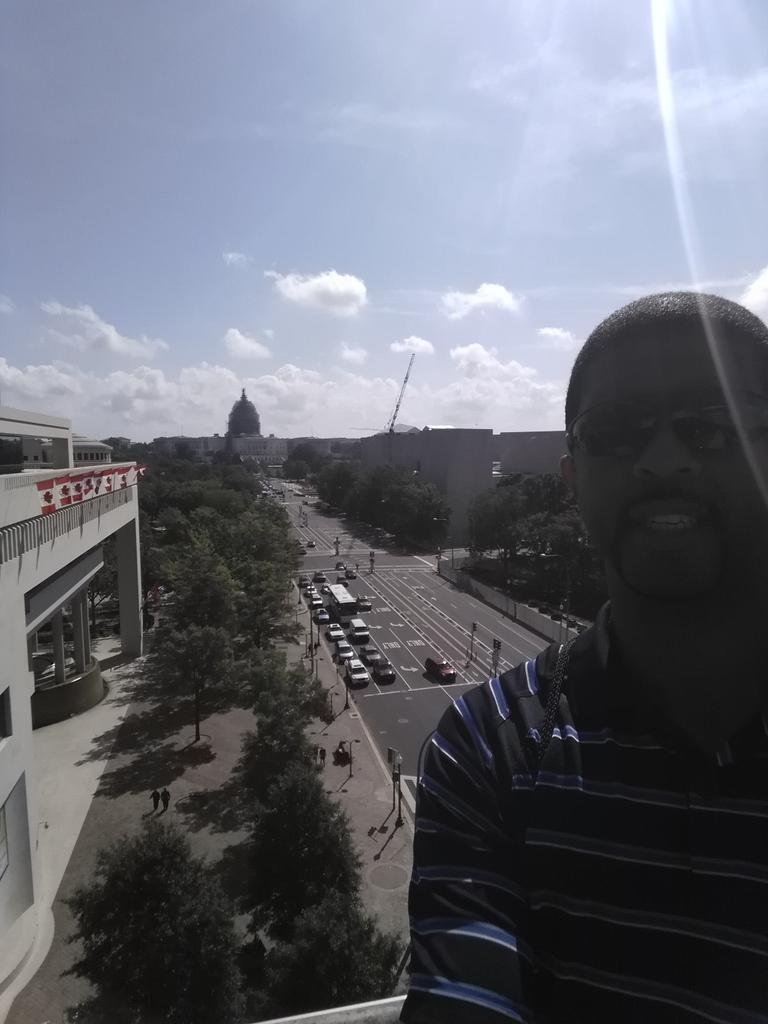 TravisE2travis's tweet photo. Getting my #dcflow on. My first time at the capital. http://t.co/8kmD9F9AAA