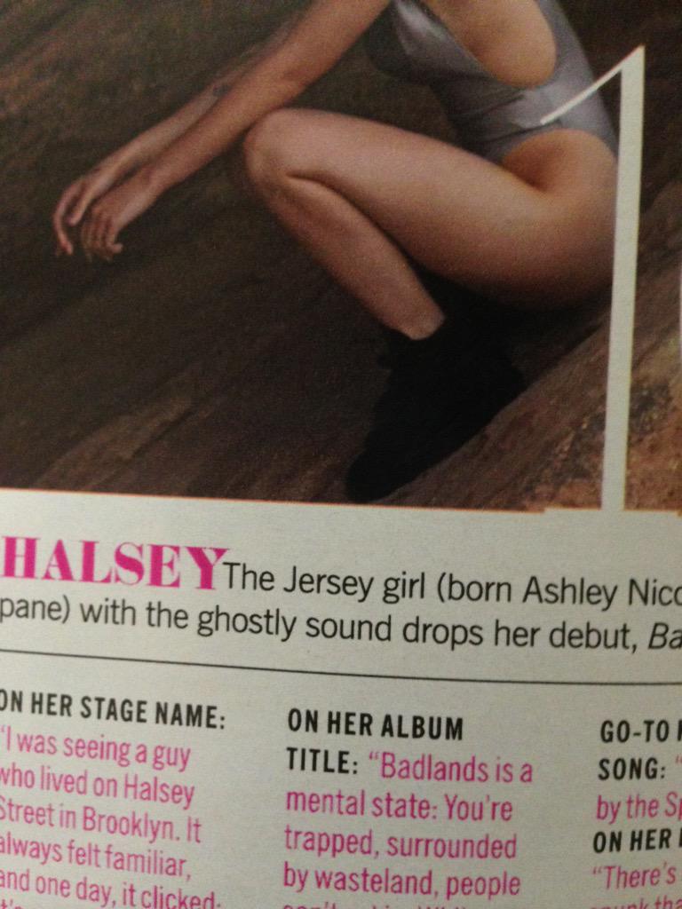 patti123777's tweet photo. Always knew she was a jersey girl. #Halsey #Gold http://t.co/vHewwDnA68