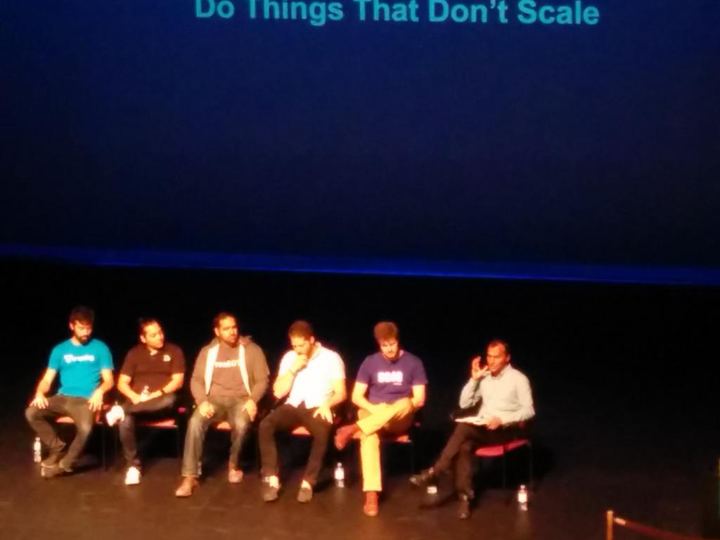 NabilFahel's tweet photo. .@alexisohanian, the president of the internet, talking to @moezbhatti at #HackTheNorth! Thx 4 coming dude! #Waterloo http://t.co/Kwhb4uNEEK