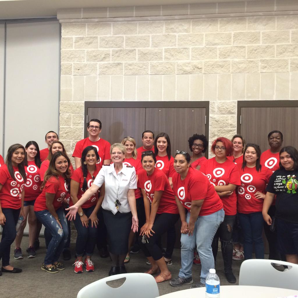 #391Engagement <a href="/DerinBriggs/">Derin</a> <a href="/rmunny0128/">Ramiro</a> <a href="/ConnieDroge/">Connie Droge</a> <a href="/MattSBaker1/">Matthew Baker</a> <a href="/bradw_taylor/">Brad Taylor-White (he/him)</a> D322/D327 Salvation Army Event