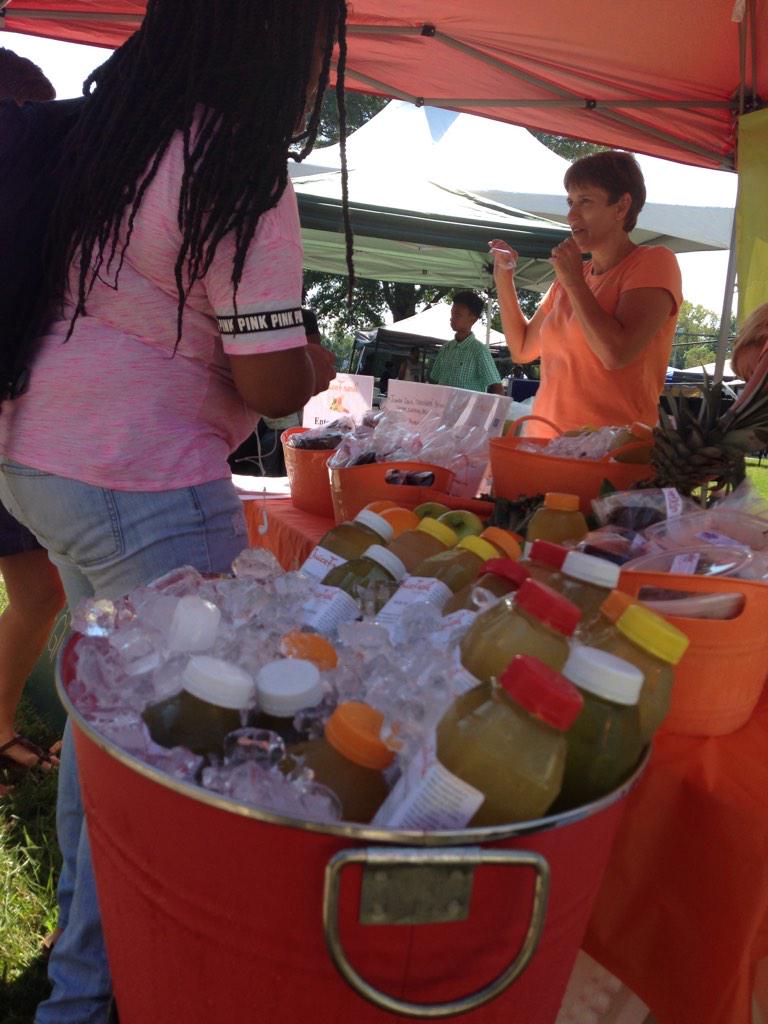 juicefresh's tweet photo. Love... Juice... SOUL! #VeganSoulFest #Baltimore http://t.co/Ggn5HcaCSP http://t.co/nY95TA0PTS