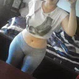 andreacamilalin's tweet photo. en casa http://t.co/p8V1d1MONV
