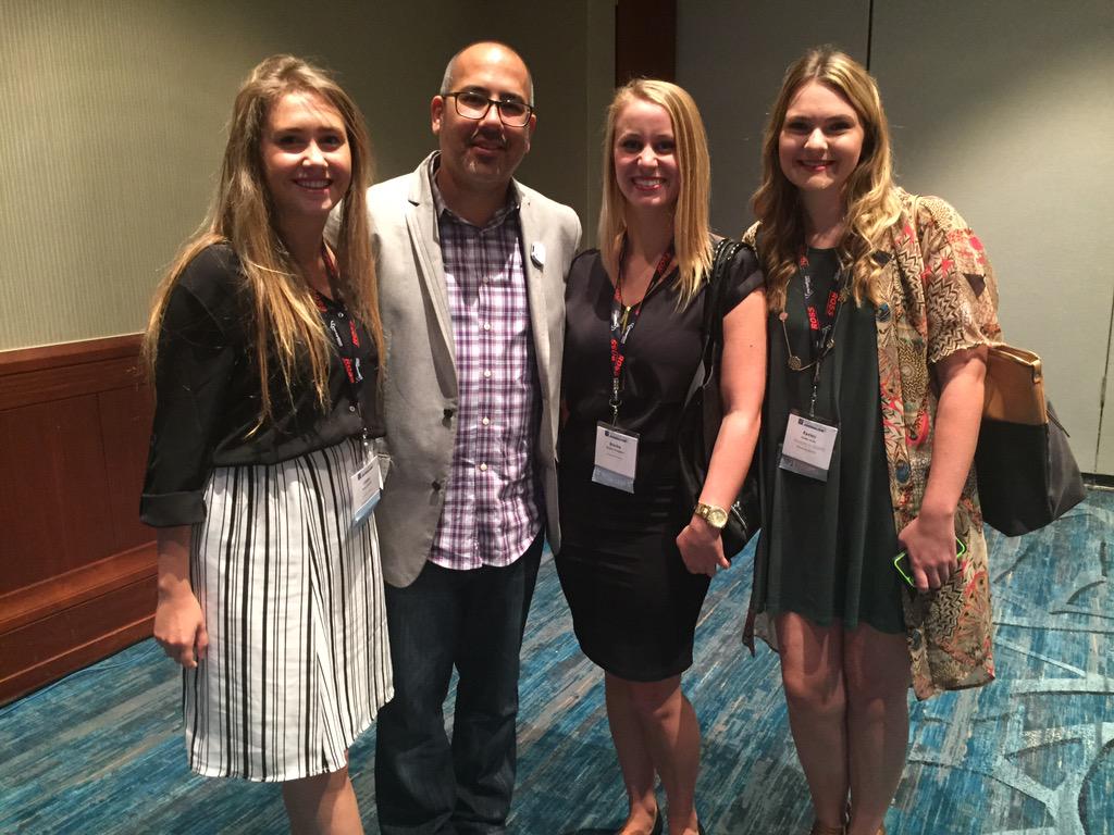 MizzouSPJ's tweet photo. Learned a lot about branding on social media from a fellow "mizzou Tiger" @ToTheVictor http://t.co/xQaCn1B8DY