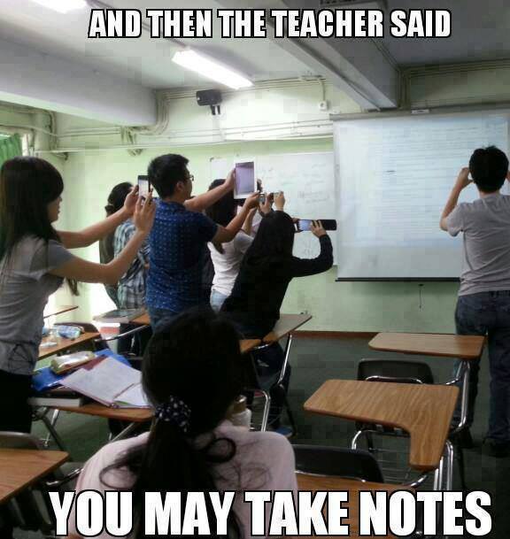 MathFlashcards's tweet photo. Taking Notes vs. Taking a Picture of Notes; Which Wins? http://t.co/O6qpQI8RW7 #edtech http://t.co/H6ihnb7Ali
