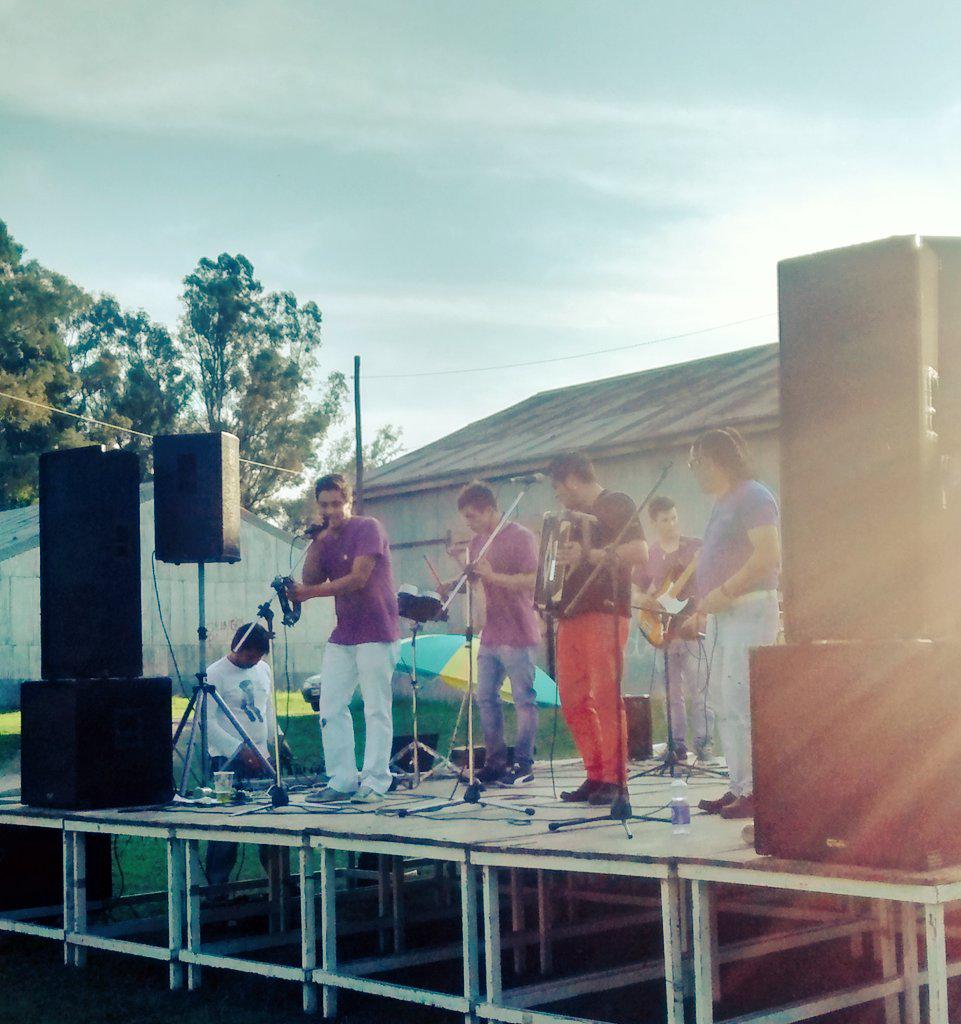 Promo15VE's tweet photo. La nueva mi vidaaaa! #PrimaveraPR15 http://t.co/rKxfdqXKS9