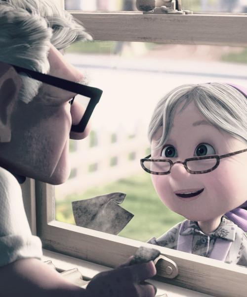 Cinepolis's tweet photo. Hay miradas que, aun con el paso del tiempo, nos siguen enamorando. http://t.co/aLNjPhGpbn