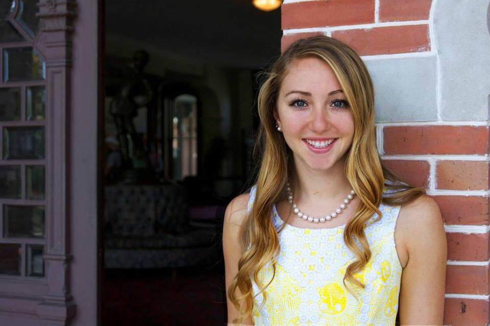 UTDeltaZeta's tweet photo. Happy birthday to one of our Alumnae, Melissa and one of our new members Savanna! http://t.co/Q5QvTPTU1B