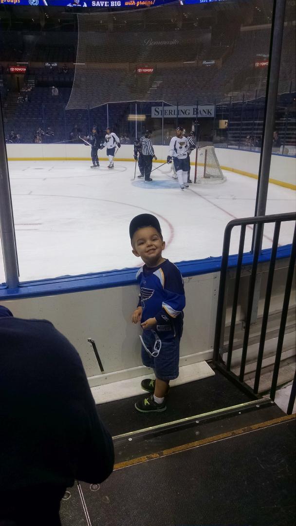 BWerner1180's tweet photo. Fun @ 1:45 scrimmage with my youngest!  @StLouisBlues @ScottradeCenter #LGB #Section310 http://t.co/ac9wn14X9j